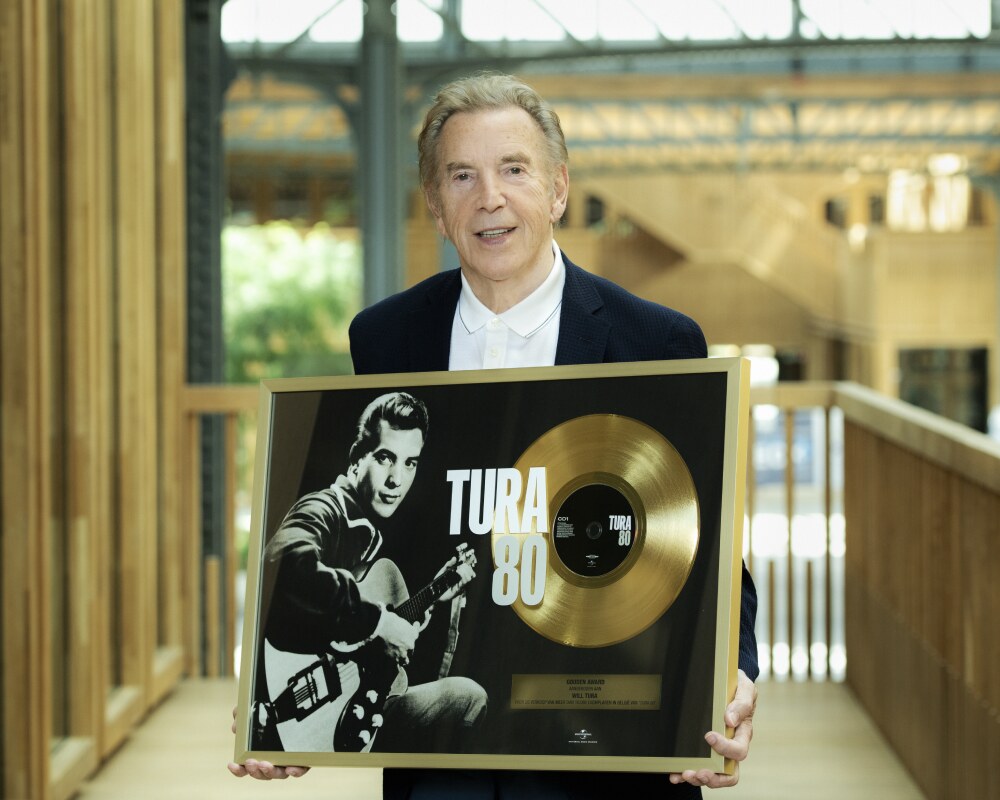 Gouden award voor Will Tura 80