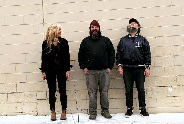 Boozewa reveal video for "Deb"