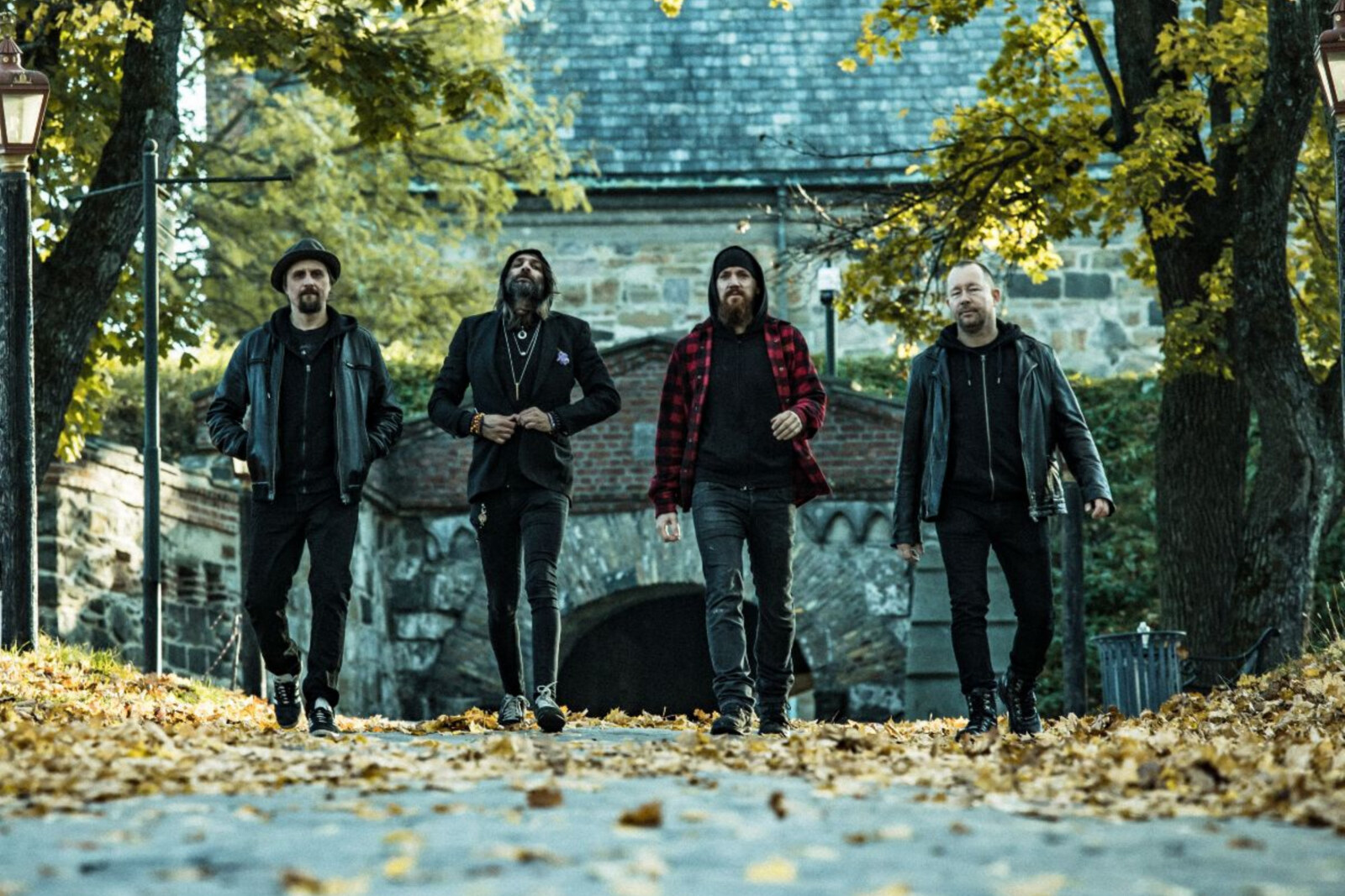 Dold Vorde Ens Navn ink deal with Lupus Lounge