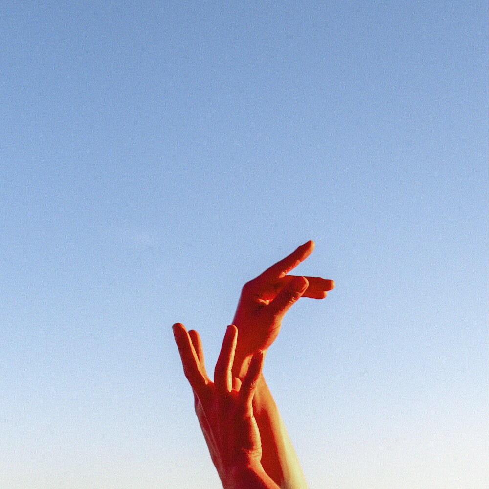 Ġenn - Unveil riotous new single 'Catalyst' + hear new live version of 'Feel'