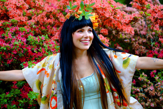 Bloom De Wilde Releases Music Video For “Garden Of The Sun” + Remix By JSTAR
