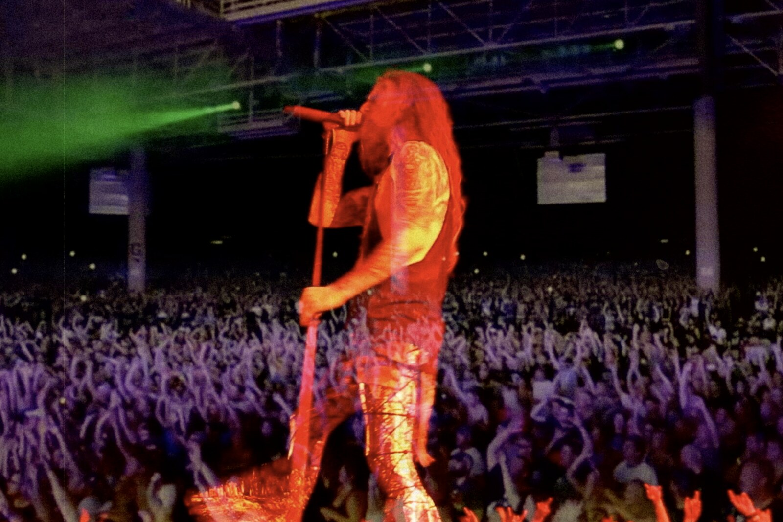 Rob Zombie releases new music video for "Shadow Of The Cemetery Man"
