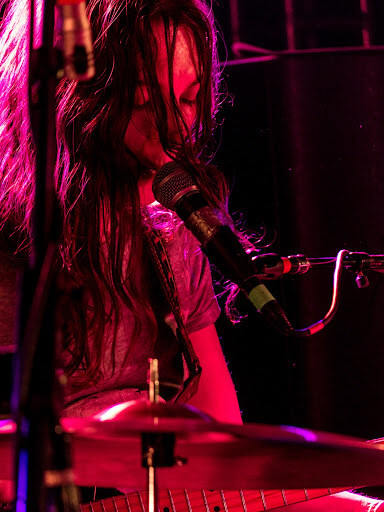 Clarke And The Himselfs - One-Human-Band releases "Weighted Down" - Watch Video