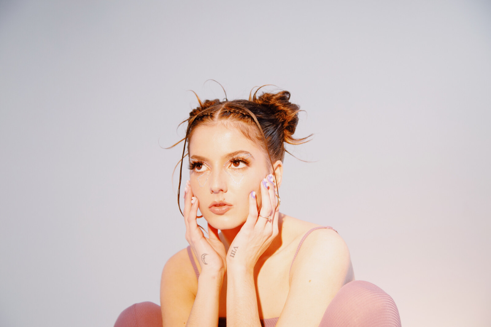 Cassie Marin Releases New Latin Single, "Tanto"