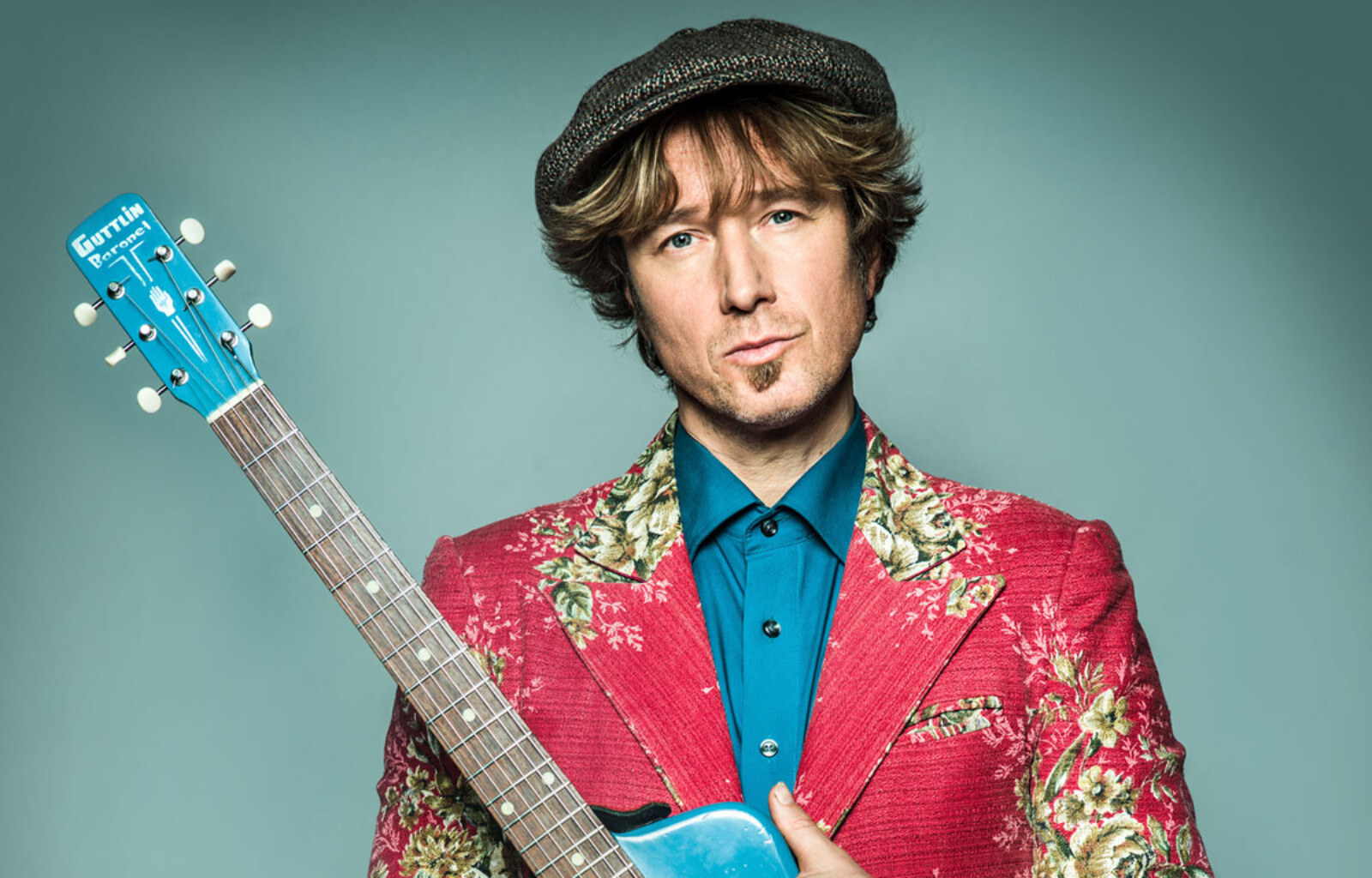 Stef Kamil Carlens in voorjaar 2022 in Belgische zalen met soloshow 'One Man Band'