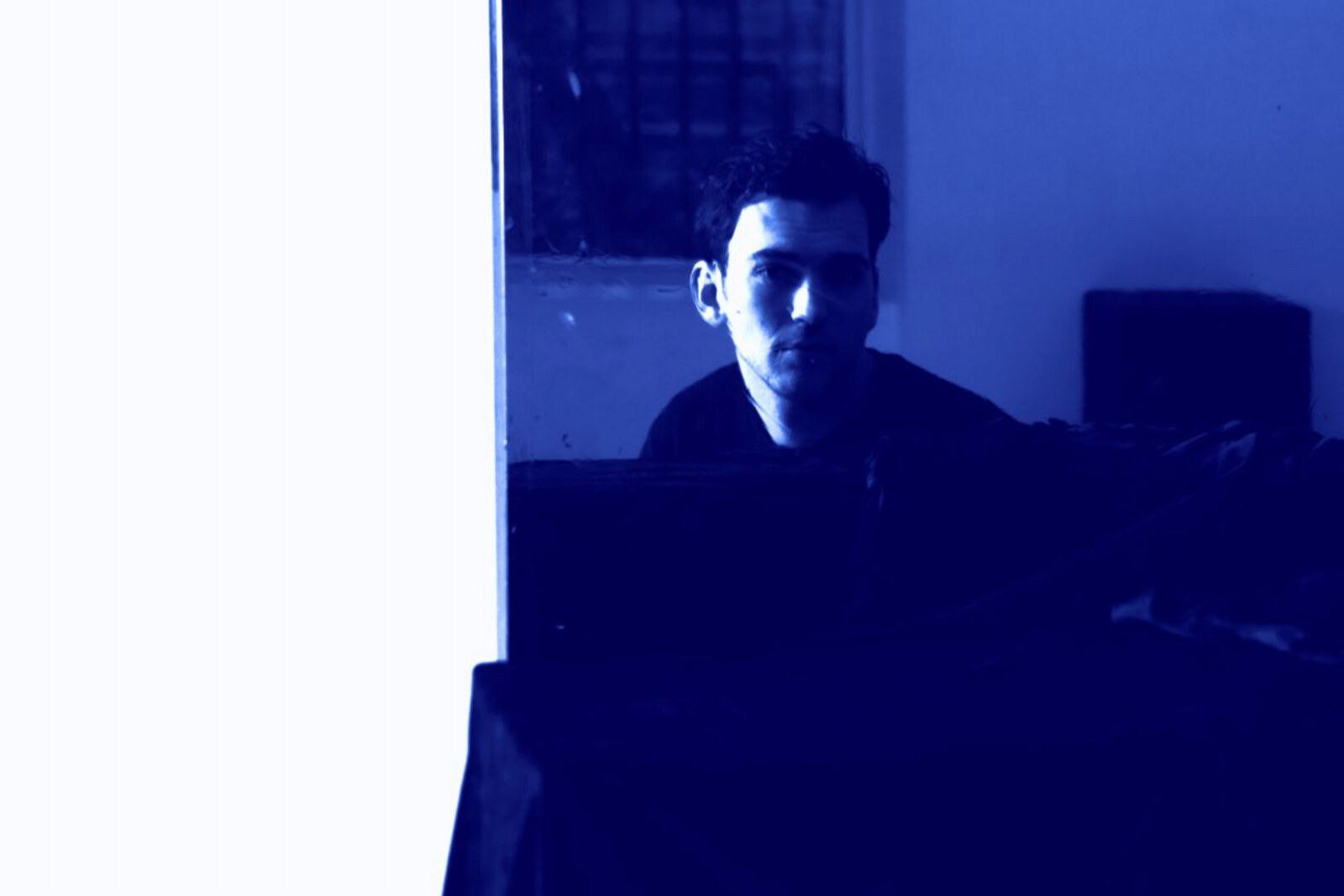Indie-Pop Artist Cade Hoppe Debuts 'Tell Me How It's Worth It' EP