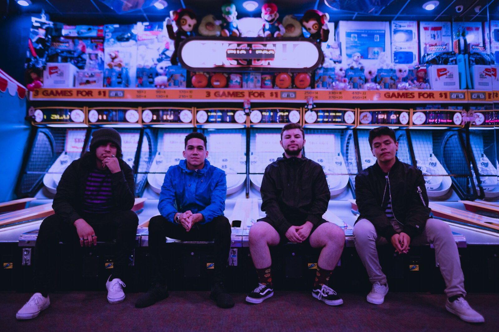 Pop Alma Drop New Single "My Bed Is Big Enough for the Two Of Us
