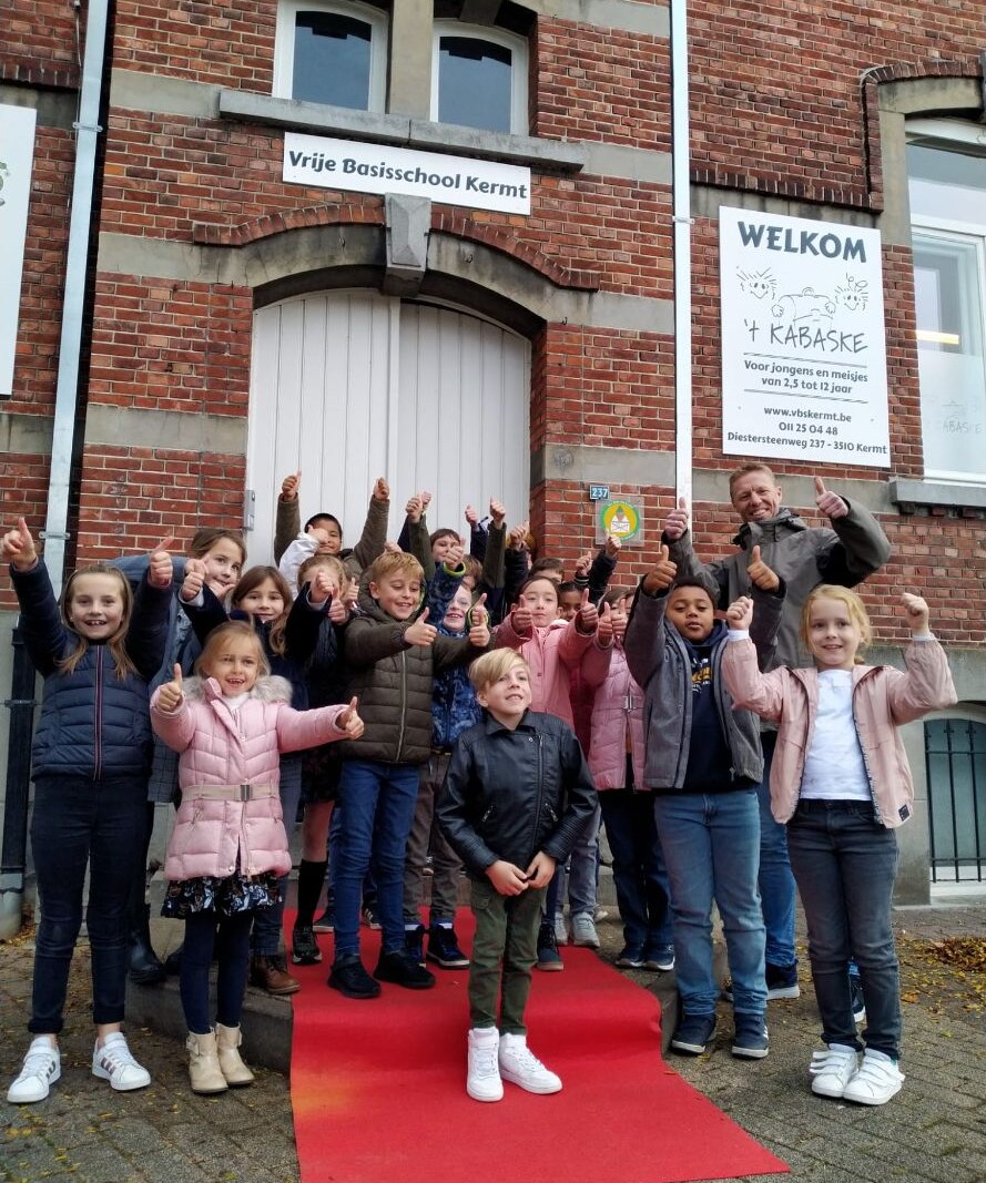Rode loper voor Lars op school voor zijn rol in Sinterklaas en Koning Kabberdas