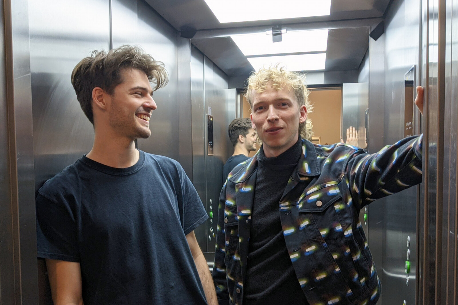 monokimono werkt samen met Willem Ardui op zijn nieuwe single 'Vrije Val'