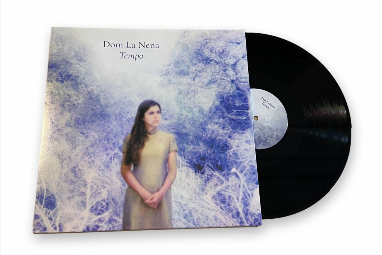 Dom La Nena Releases 'Tempo' Vinyl Along With New Music Video & Novalima Remix