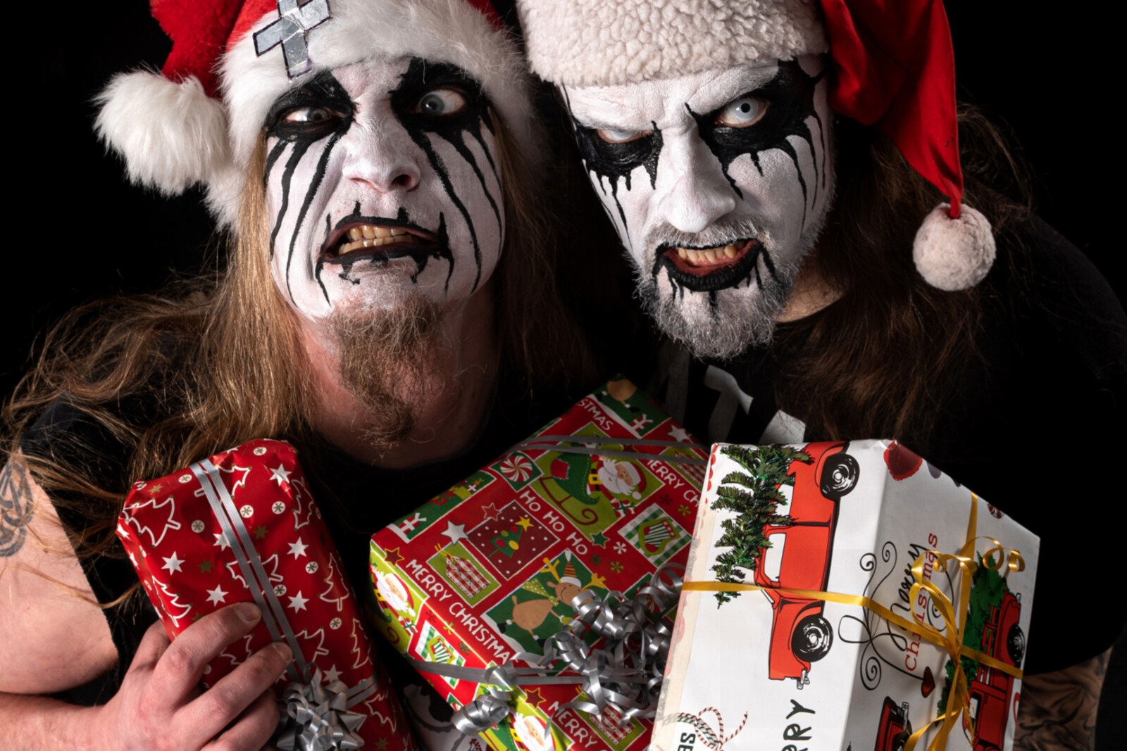 Sa(n)tanic black metal christmas adventure is here!