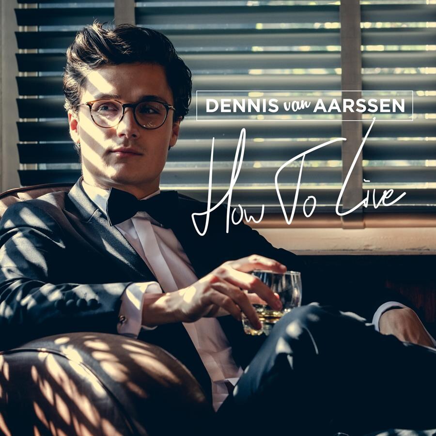 Nederlandse The Voice 2019 - winnaar Dennis van Aarssen stelt nieuw album 'How To Live' voor