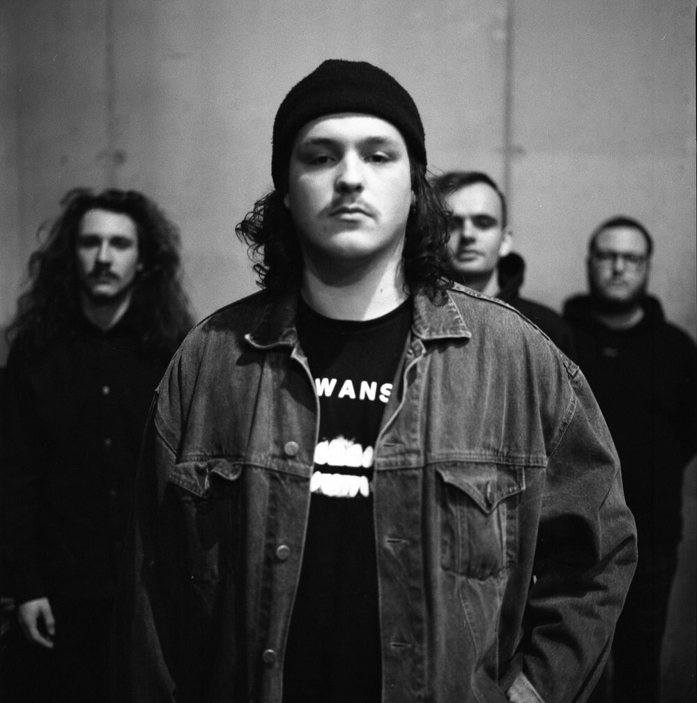 DIVIDED brengt op 8 april debuut-EP uit via Dunk!Records