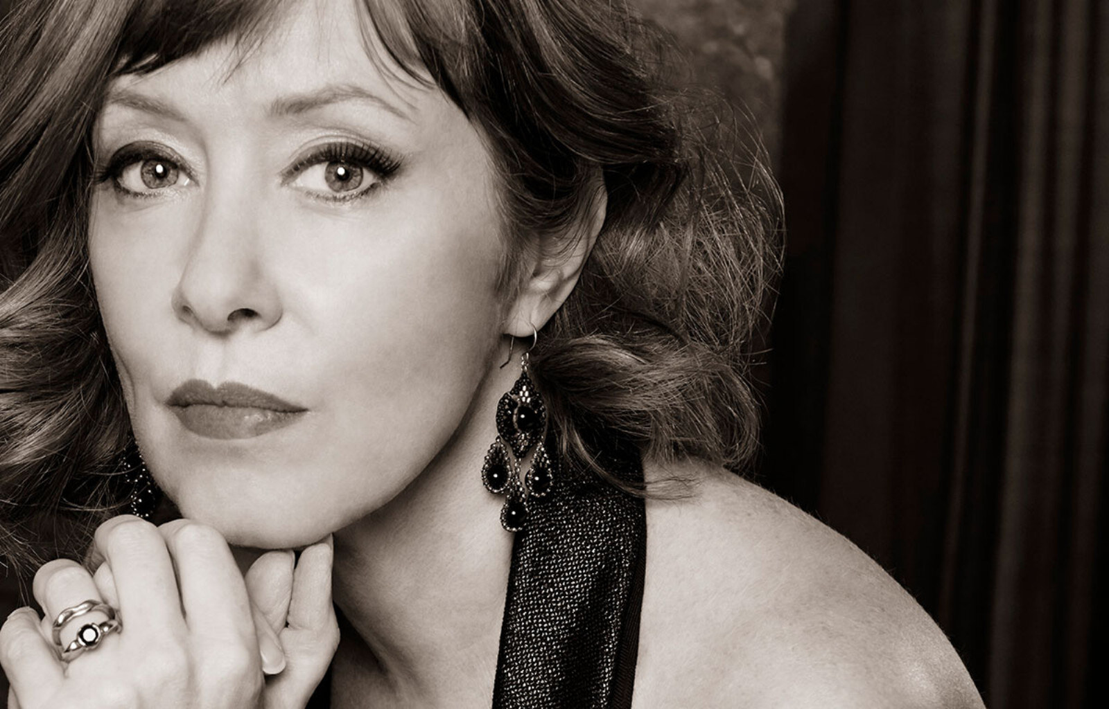 Suzanne Vega verplaatst tour en voegt extra show toe op Zuiderpark Live