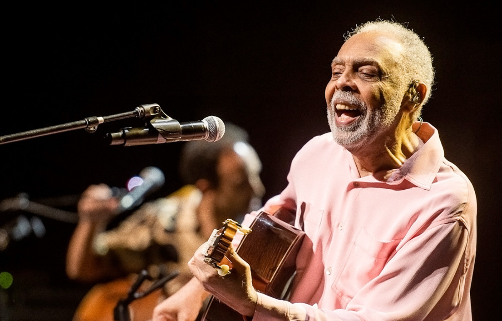 Vianney, Gilberto Gil & Family kleuren line-up Arena5