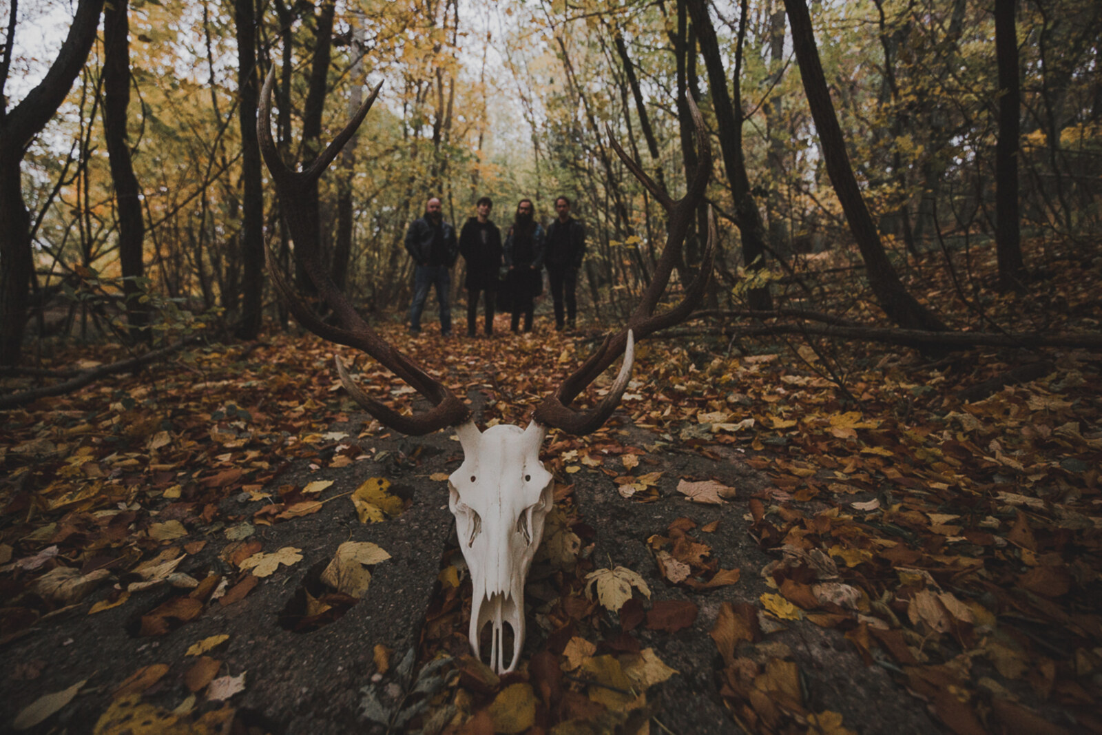 Slovak post-black metal band Besna has released the audiovisual single "Zverstvá" from the upcoming album.