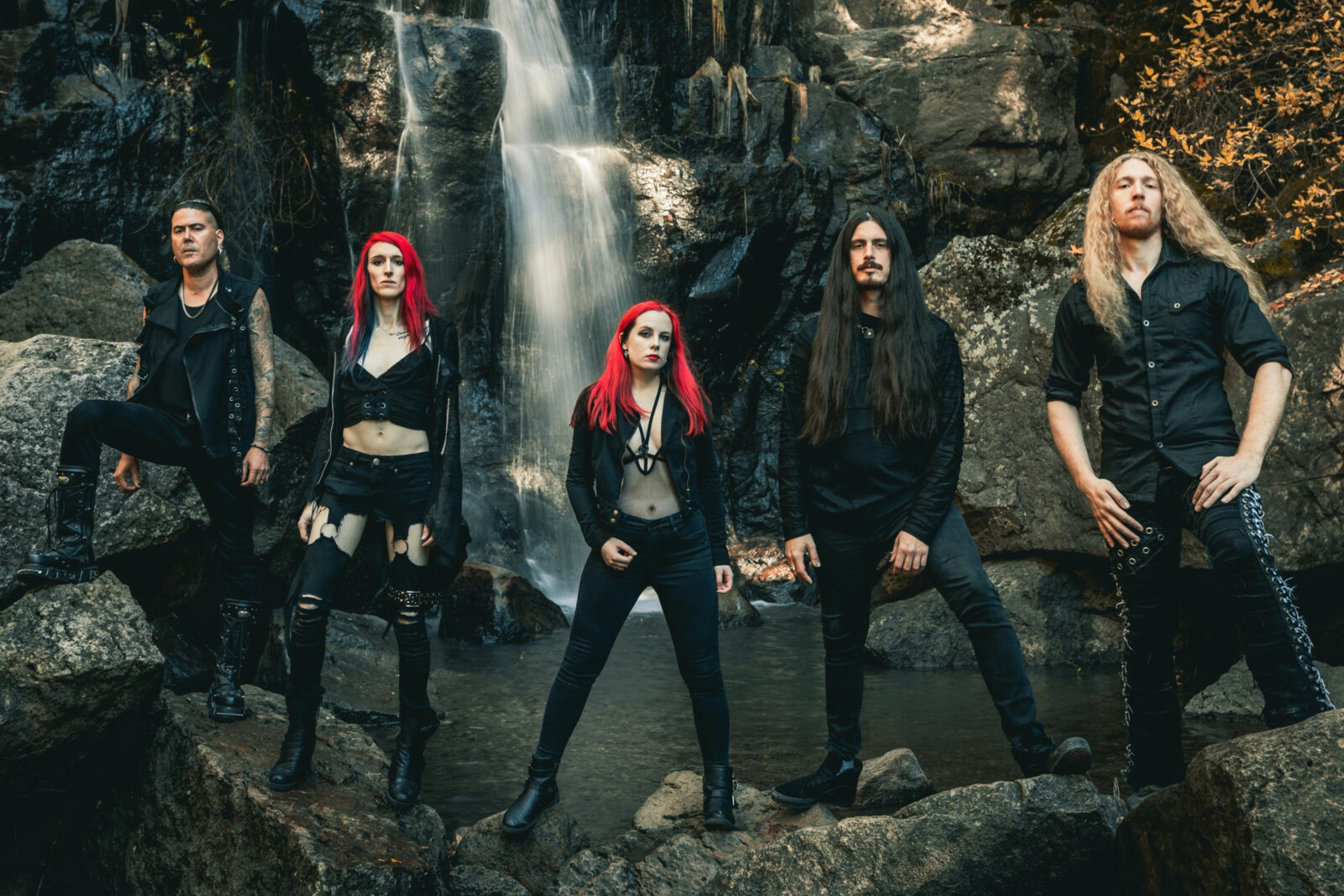 M-Theory Audio - California Symphonic Metal Quintet Graveshadow  Unveil Video for 'Soldier of 34' + New Album Out July 2022