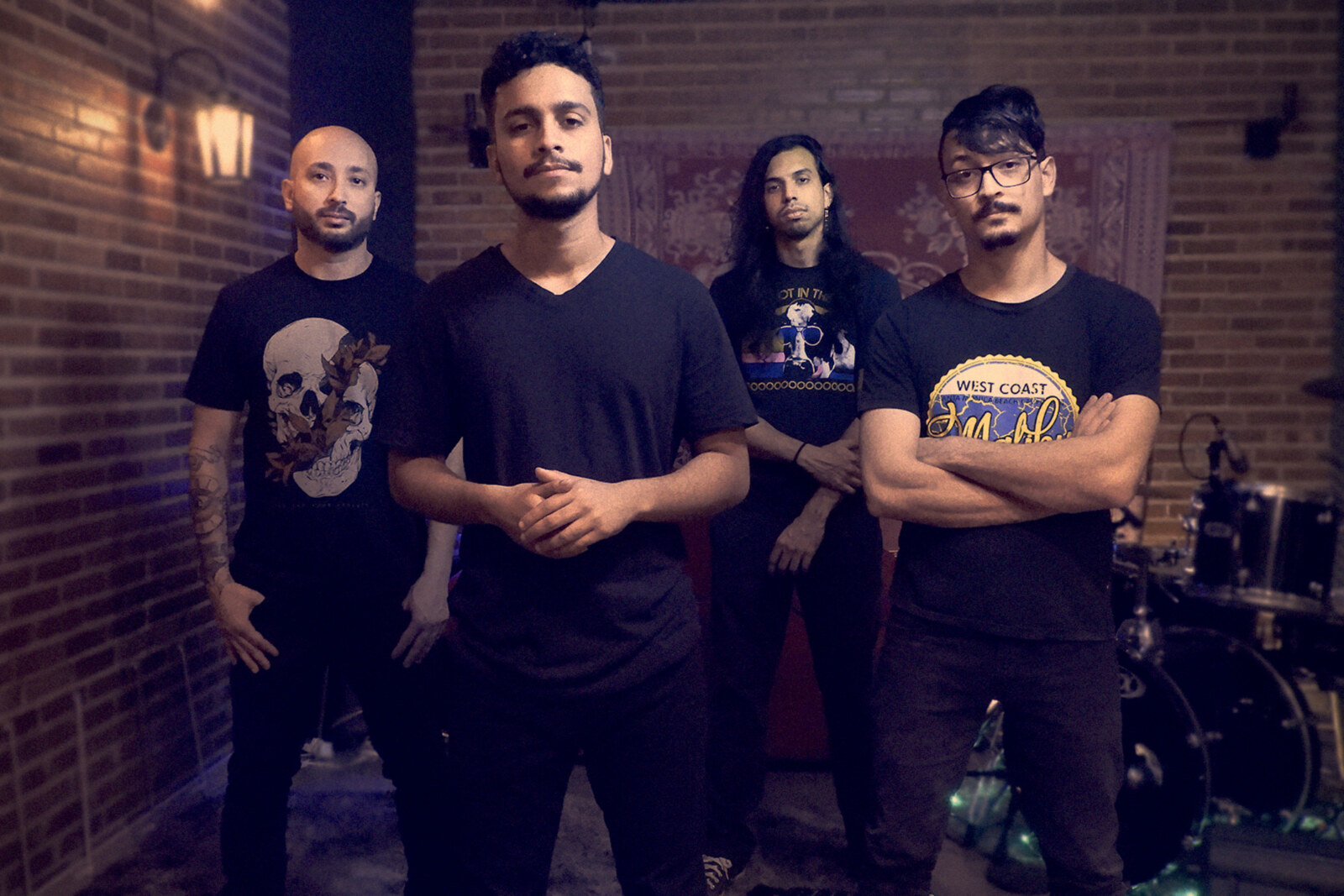 Mirrors Room releases digital show “Live at Fox Studio” on youtube channel