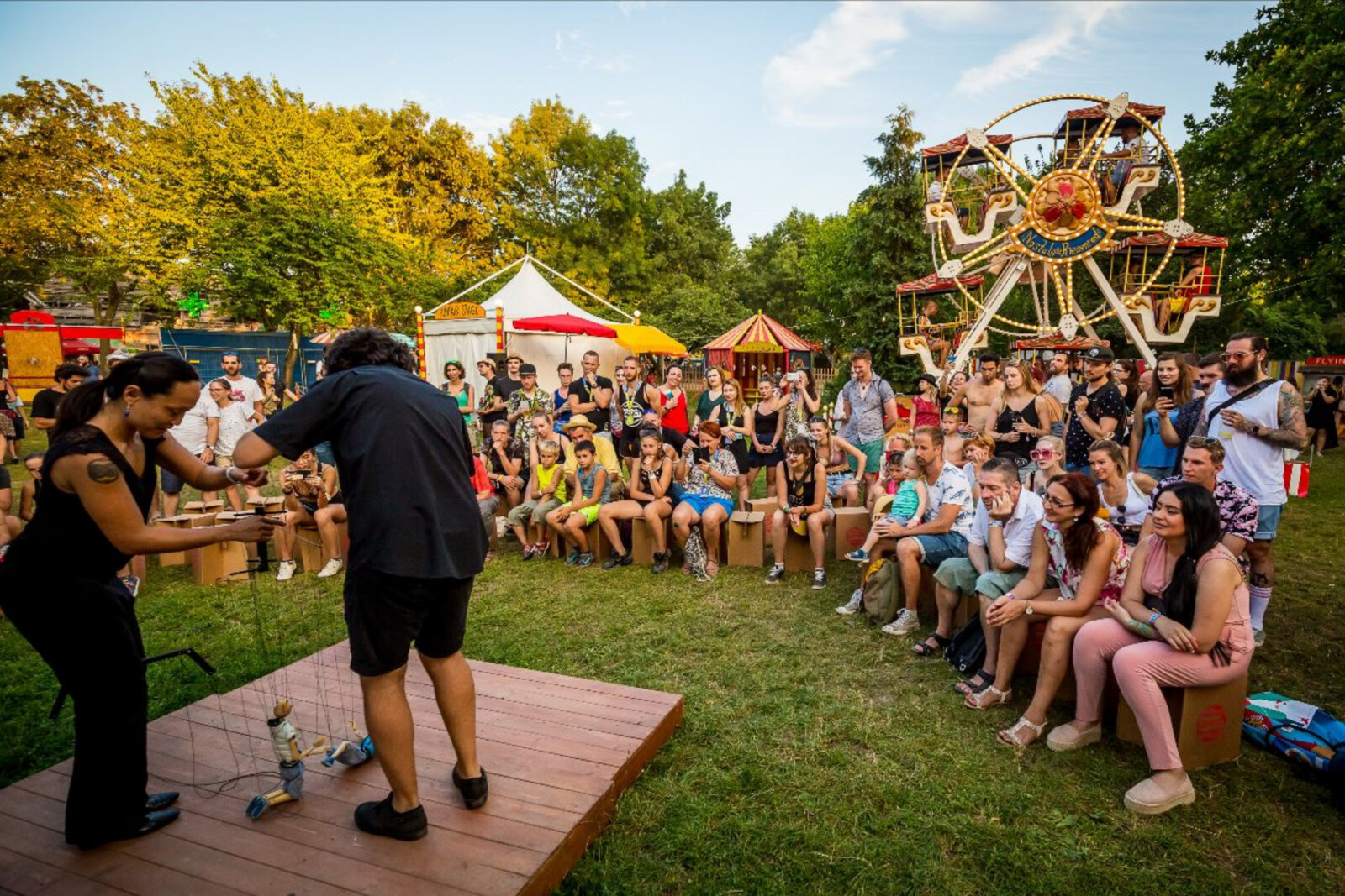 Froukje, Eefje de Visser en Amsterdam Klezmer Band naar Sziget