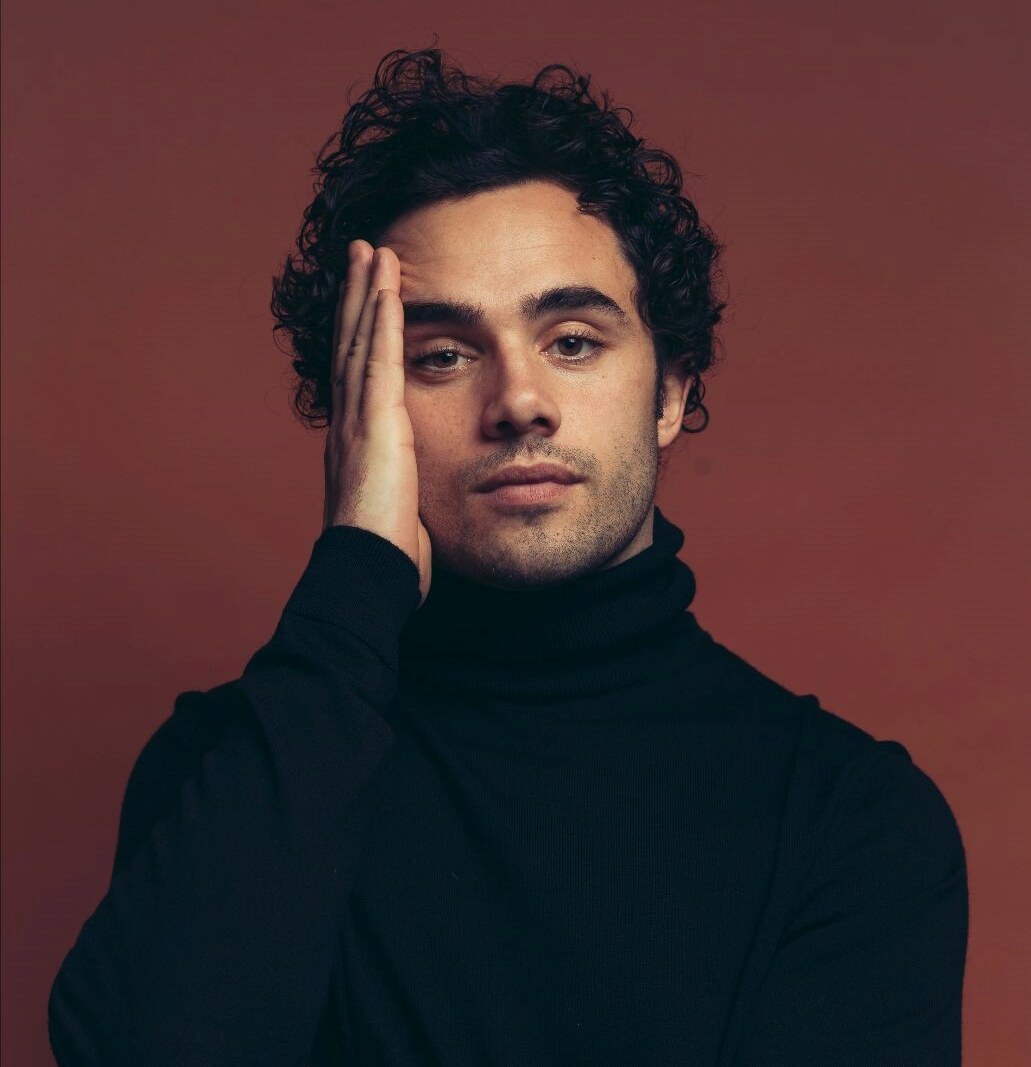 Toby Sebastian releases new single 'Real Kicks'