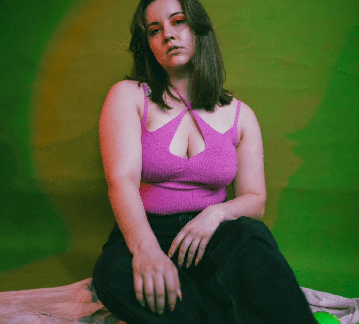 Emerging alt-pop artist Bexx unleashes "One Last Night"