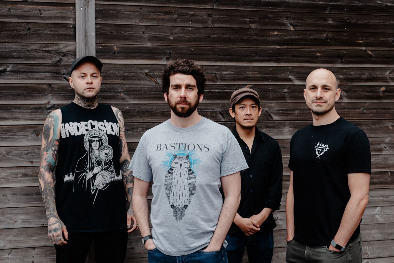 Novere released a new single "Icarus"