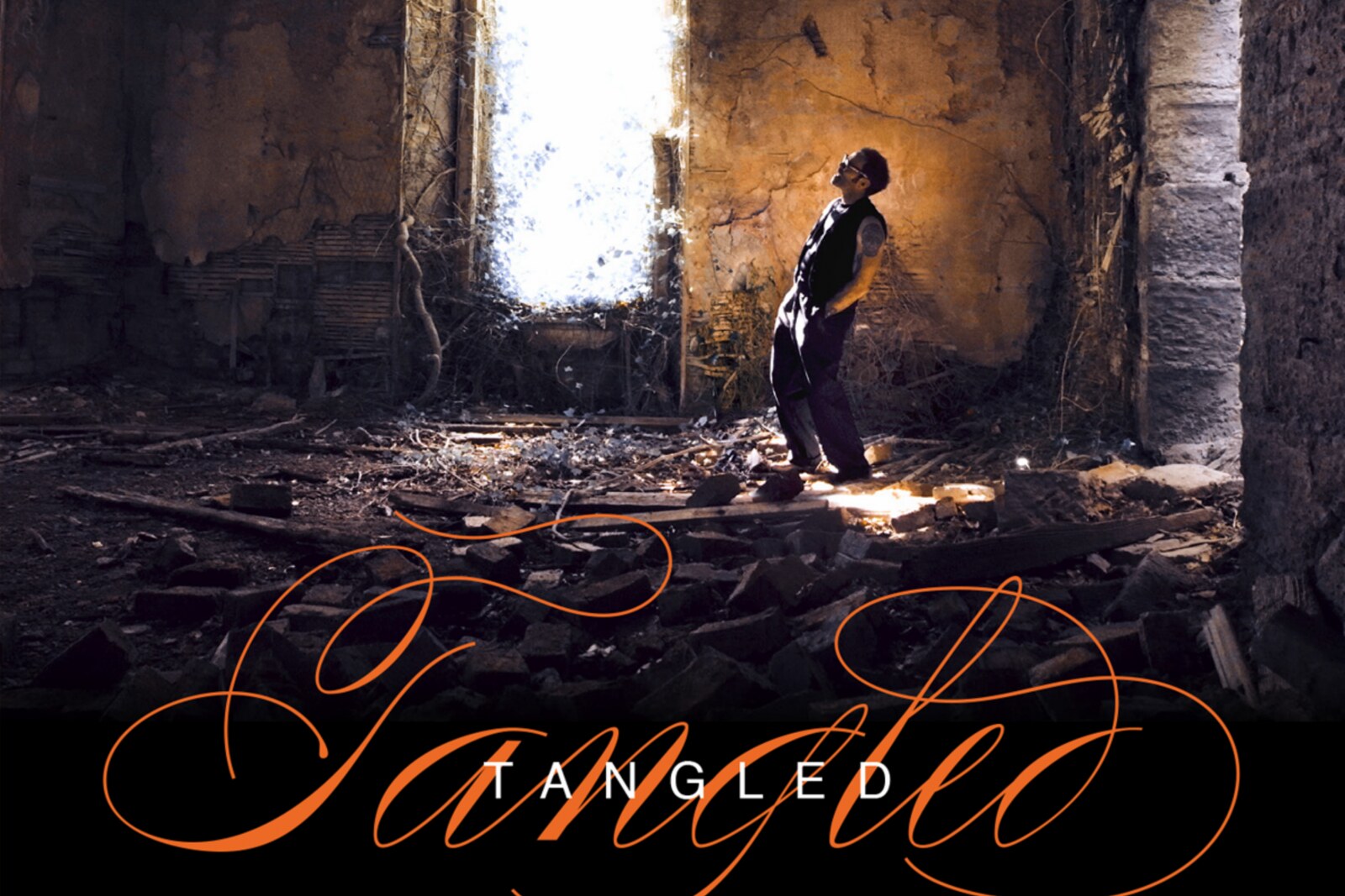 Ewan Macfarlane Releases New Single: "Tangled" Today || Announces New UK Dates