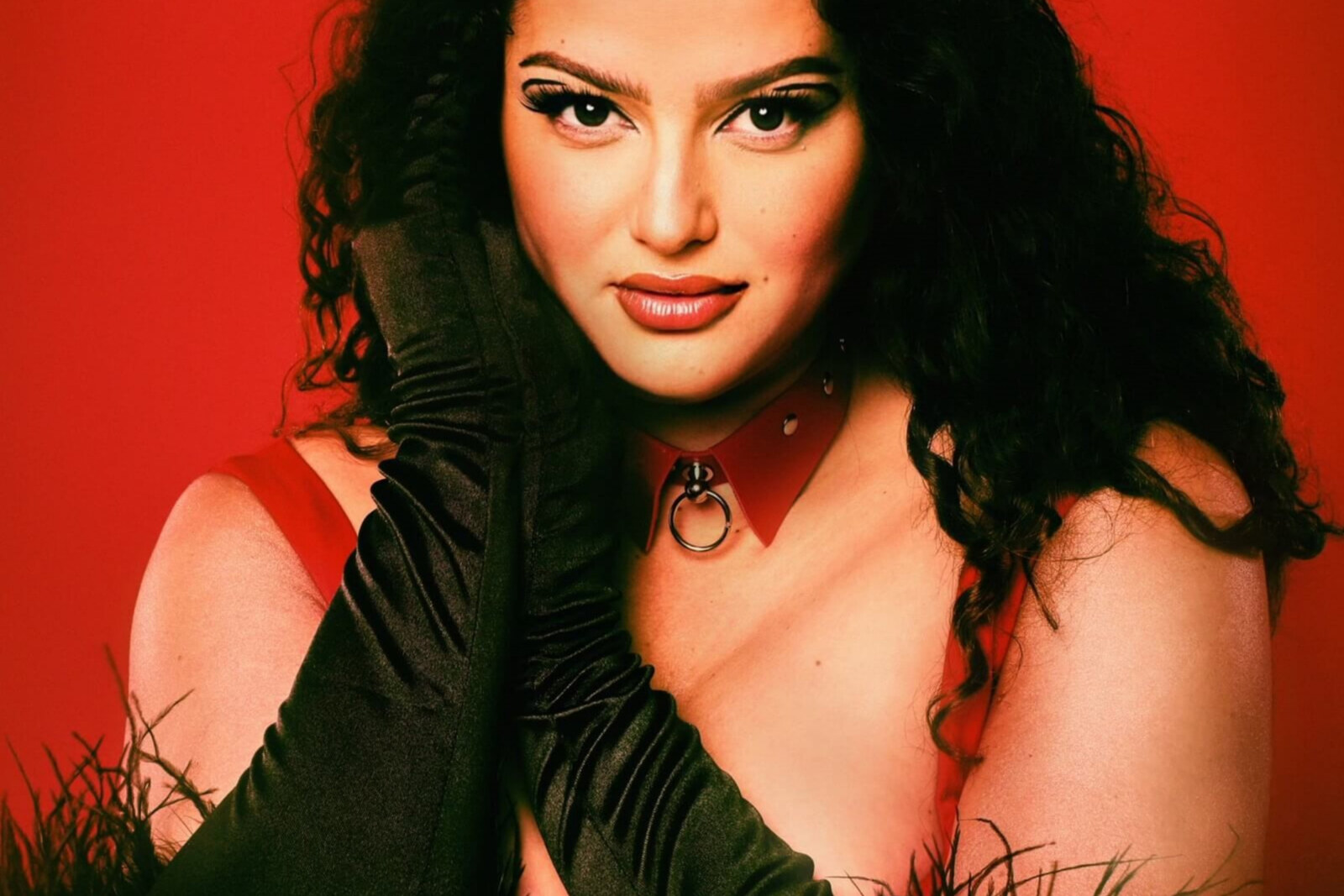Pin-up Popstar Lily Lane drops soulful new single "Bad