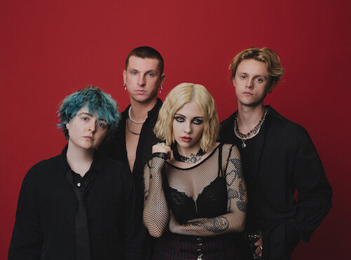 Pale Waves brengt hun derde studiealbum Unwanted uit