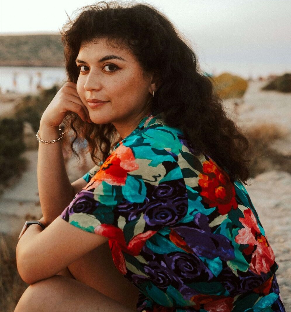 Karen Harding releases 'Other Side Of Love' video & remix