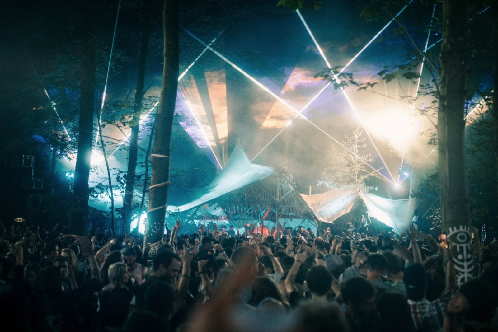 Voodoo Village 2022 - Uniting Souls, experimentele lingerie en Wout Bru
