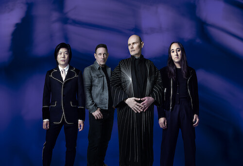 The Smashing Pumpkins brengt nieuwe single Beguiled uit en kondigt 3-delige studioalbum Atum aan