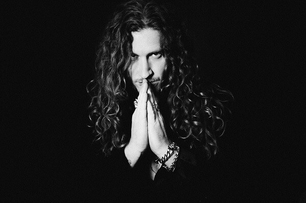 Jared James Nichols Releases New Video For “Hard Wired”