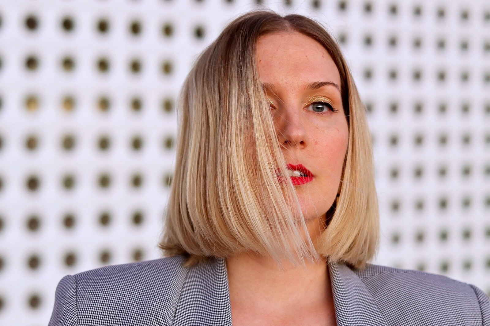 Julie Neff's Powerful Vocals And Harrowing Angelic Production Creates "A Lot Left To Learn"