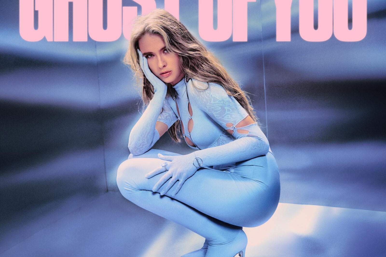 Mimi Webb releases "Ghost of You"