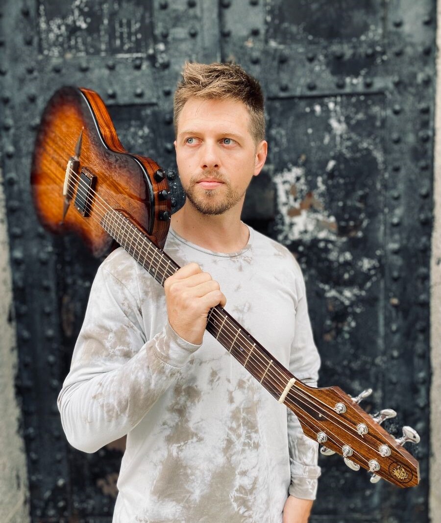 Prog-metal artist Pomegranate Tiger releases new single