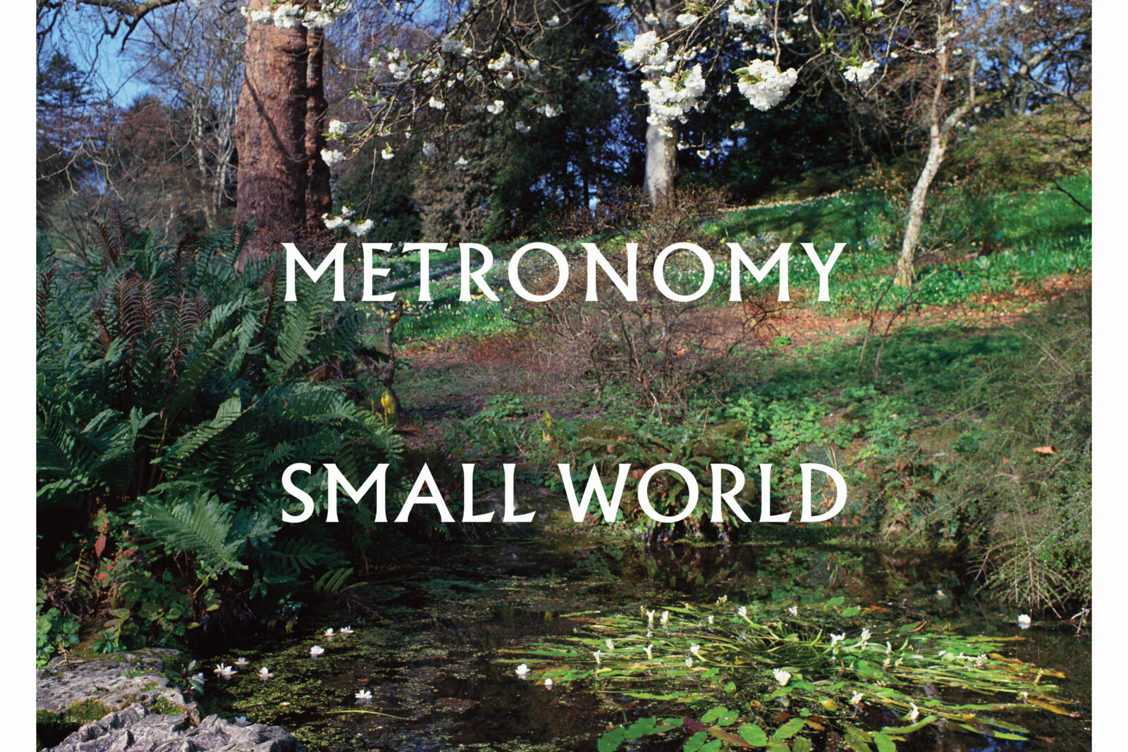 Metronomy and Jessica Winter have teamed up to share their new version of “I lost my mind”, 