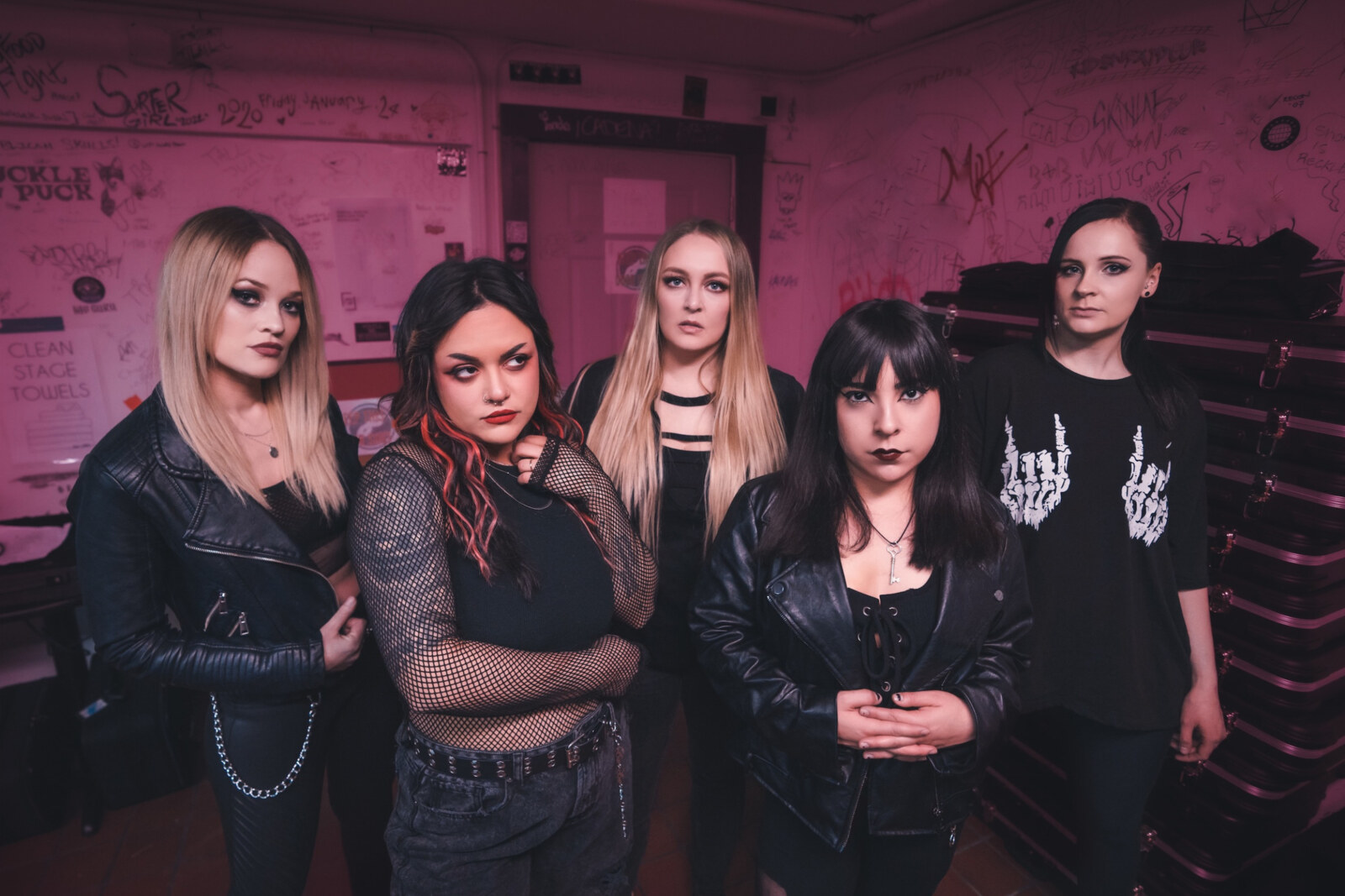 Conquer Divide deelt muziekvideo voor nieuwe single "Paralyzed"