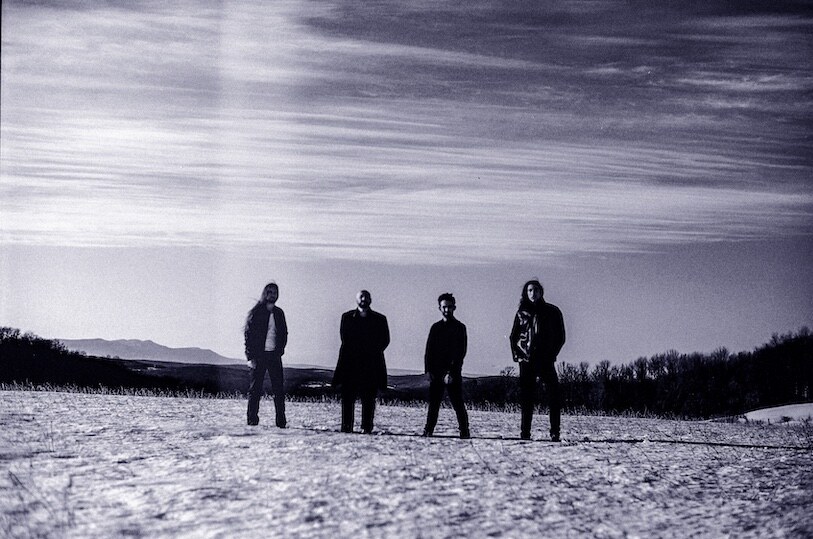 Cinematic rockband Earthside delen nieuwe track "We Who Lament"