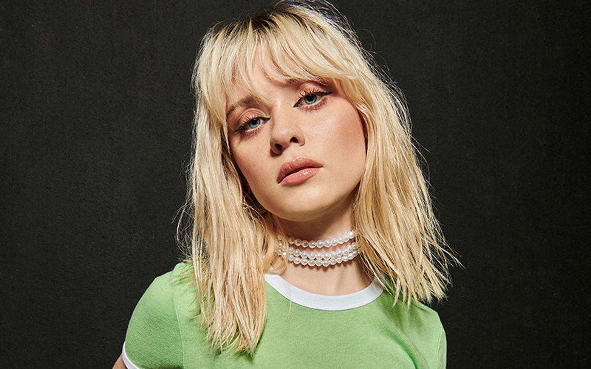 Maisie Peters op 2 mei 2023 in Trix