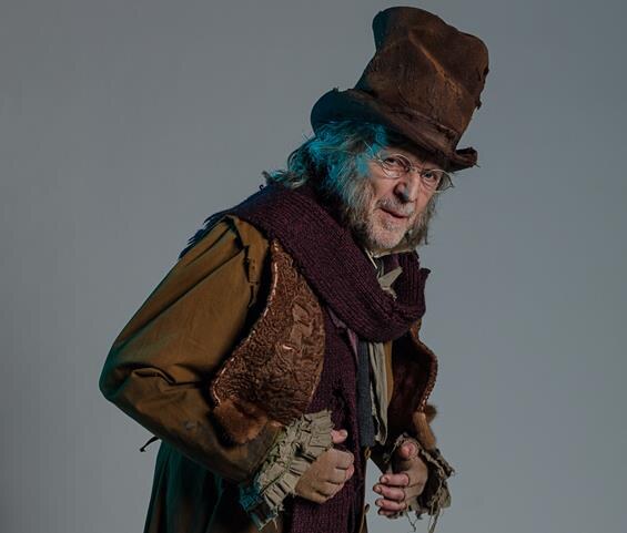 Lucas Van den Eynde wordt Scrooge in nieuwe, volledig Vlaamse versie van ‘A Christmas Carol’