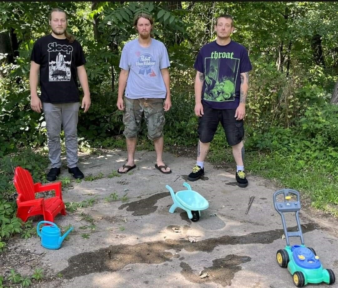 Noise rockers Asbestos Worker Unleash Two New Videos For "I Hope You Get Greased" And "How Nonviolence Protects The State
