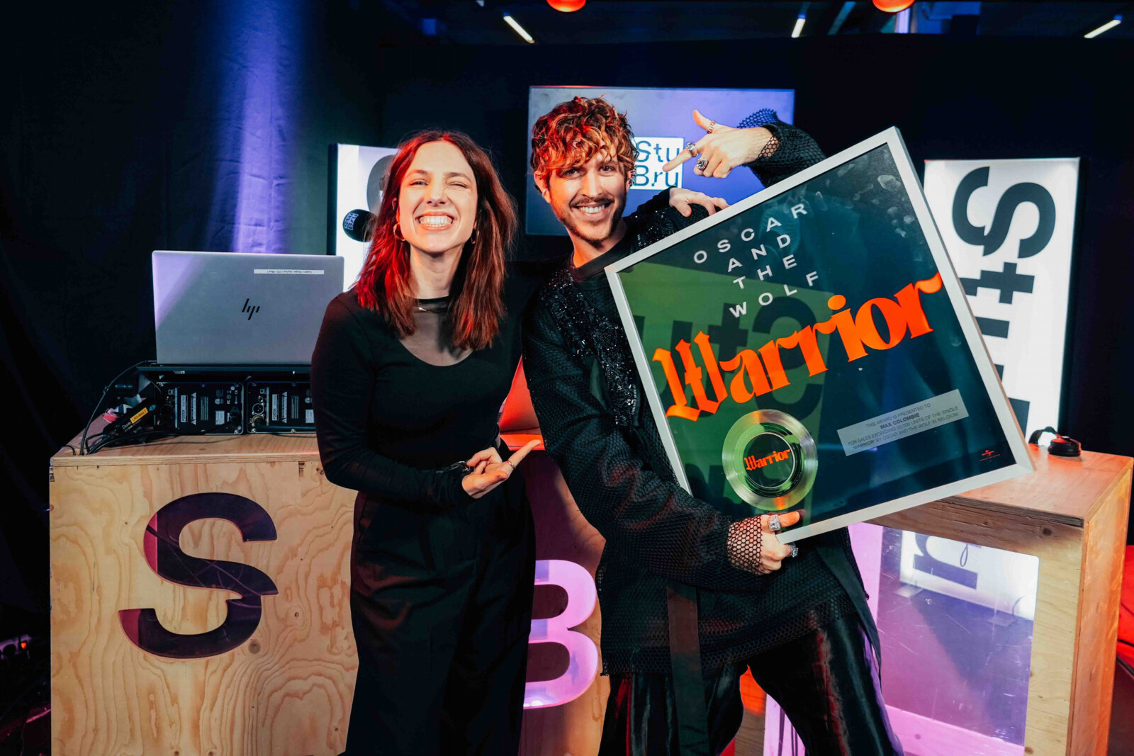 MIA's voor Stromae en Coely, platina award voor Oscar and the Wolf