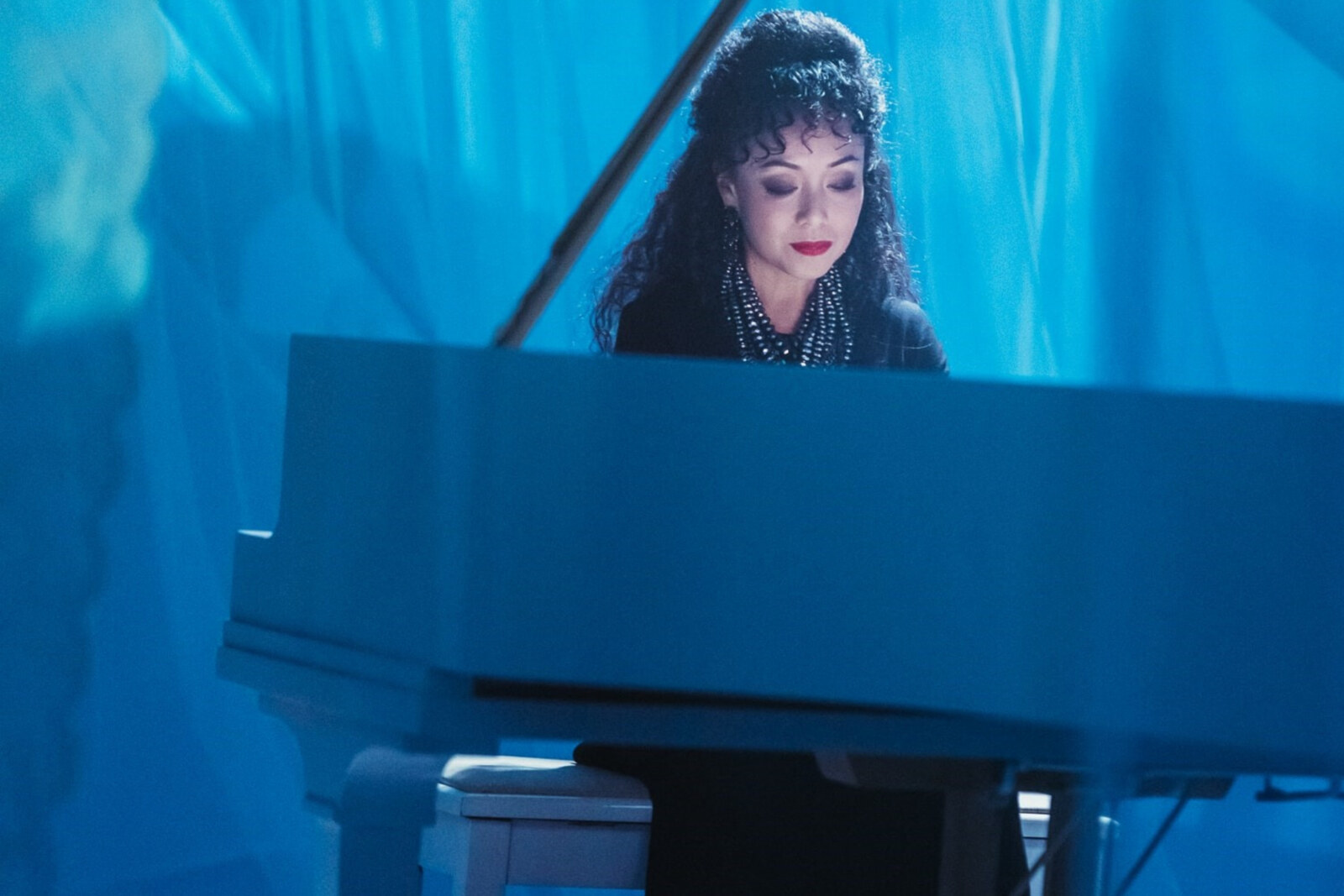 Multi-Talented Performing Artist Harriet Chung  Releases "Today and Tomorrow" Single