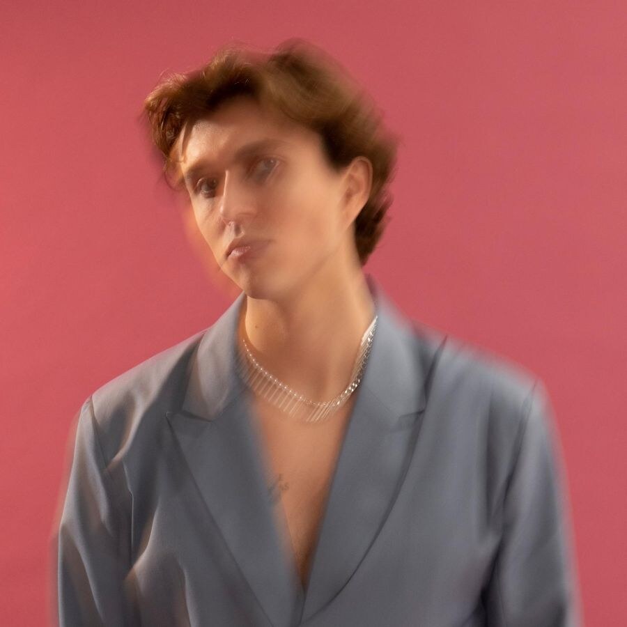 Ian Thomas is helemaal terug met nieuwe single 'Blind'