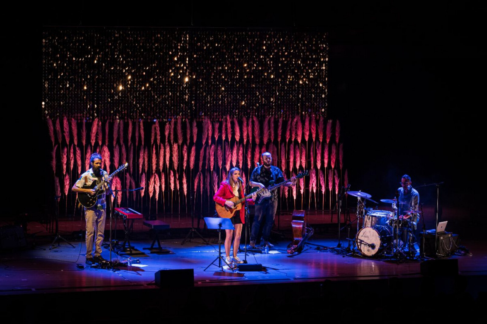 Luísa Sobral on tour: Casa da Música sold out for new album premiere in Porto