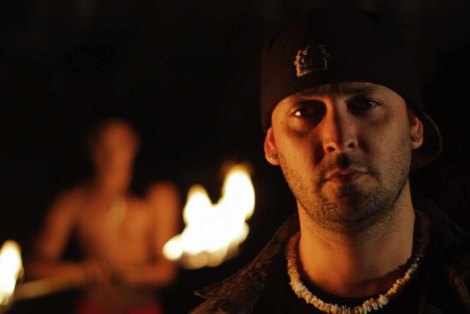 Justin Wellington releases "Replay" 