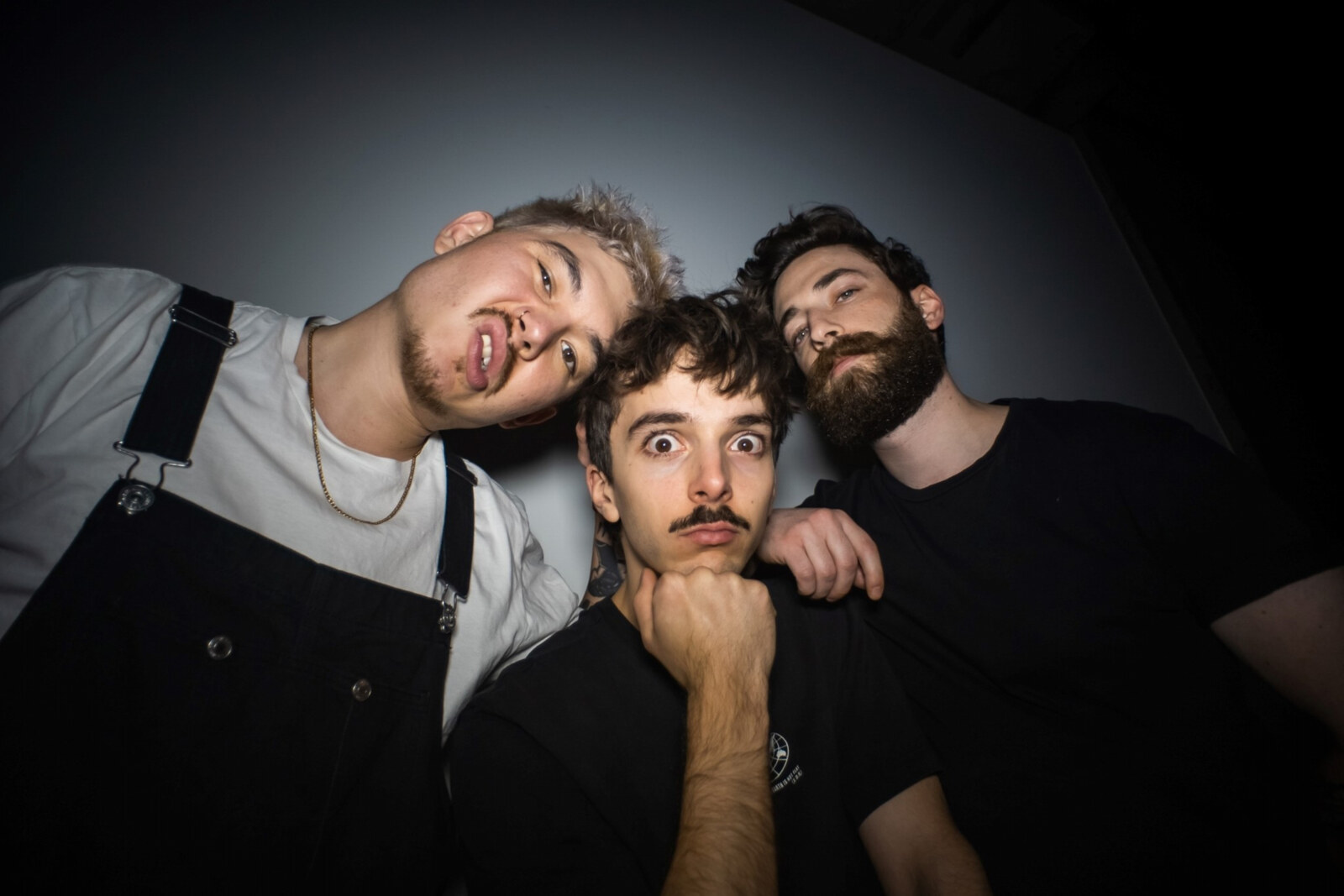 Rock trio Plaiins drop 'Chelsea Smile' single video