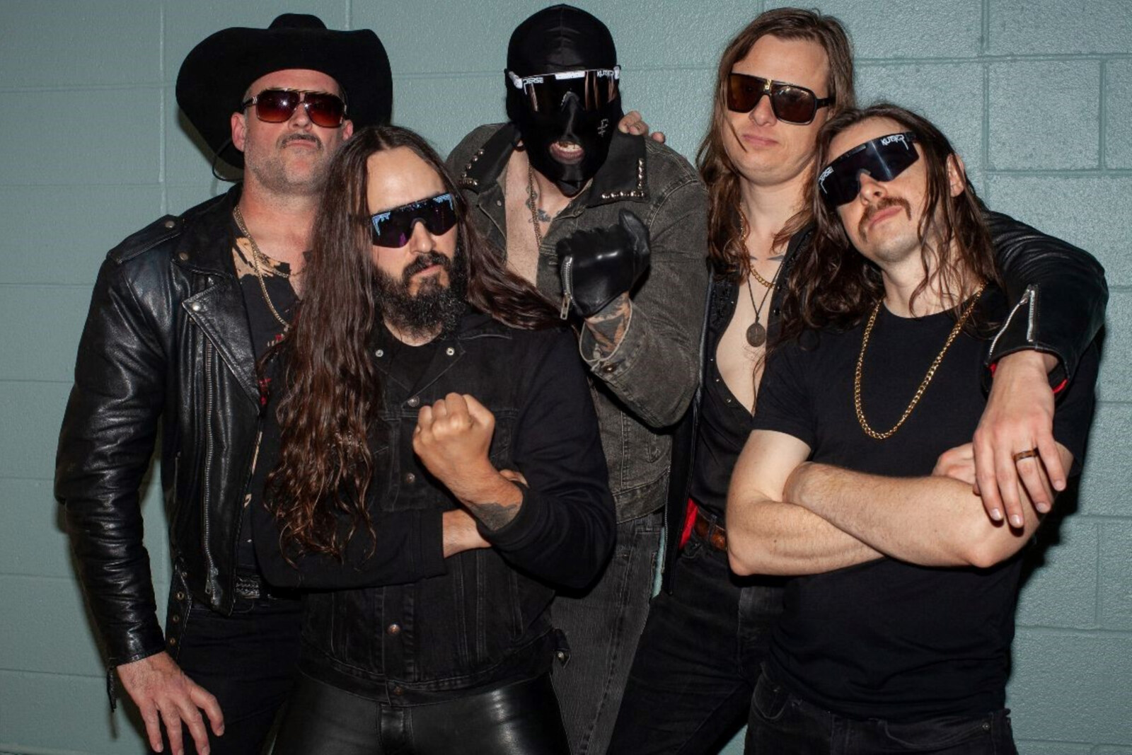 Persekutor  sign to Blues Funeral Recordings