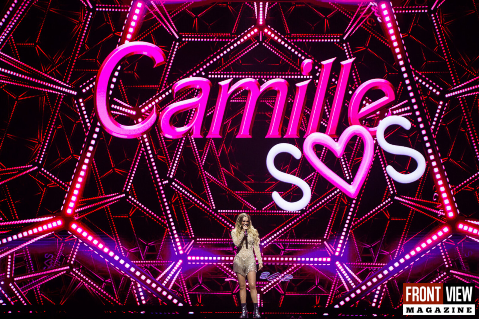 Al meer dan 100.000 fans in de ban van CAMILLE haar SOS-tour!